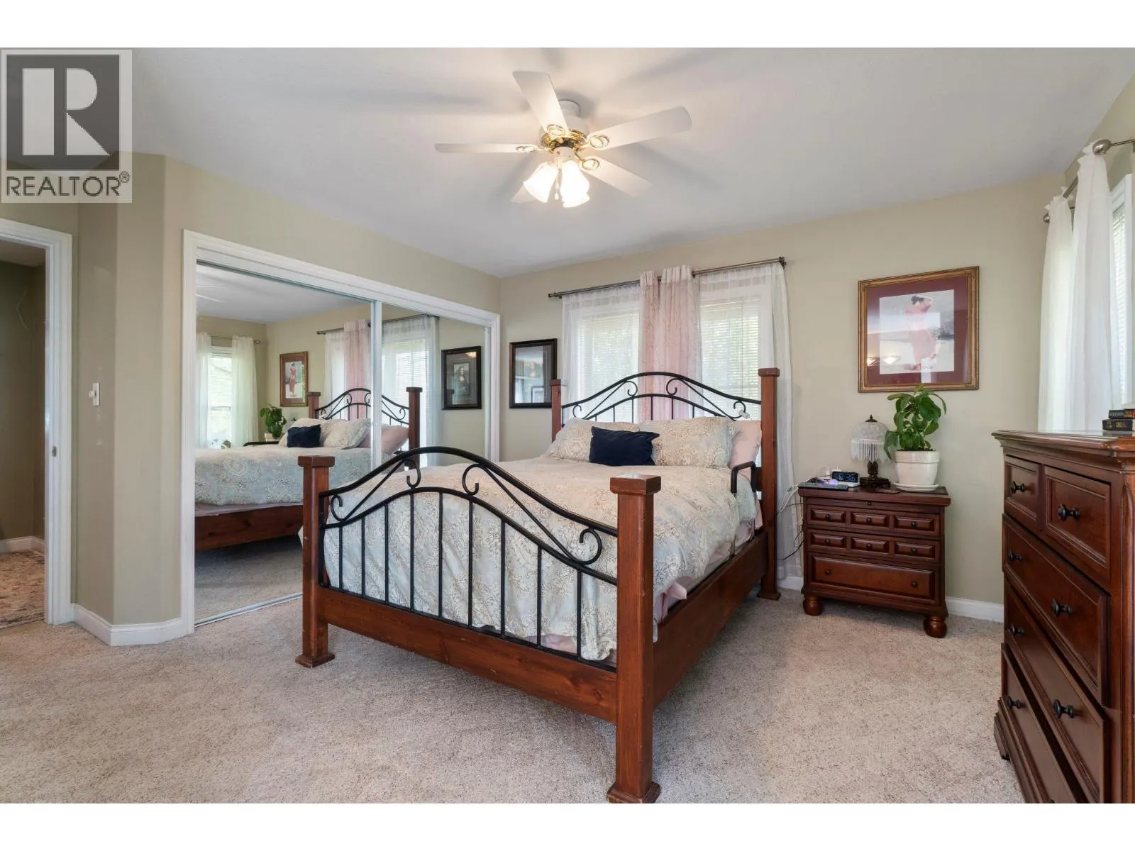 2550 Golf Course Drive Unit# 11
