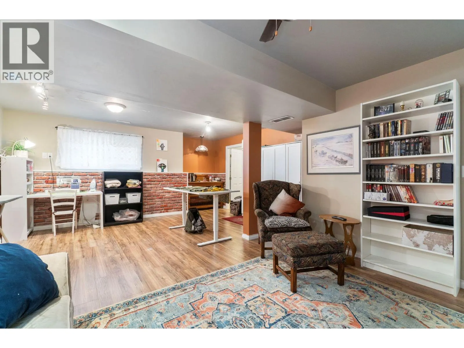 2550 Golf Course Drive Unit# 11