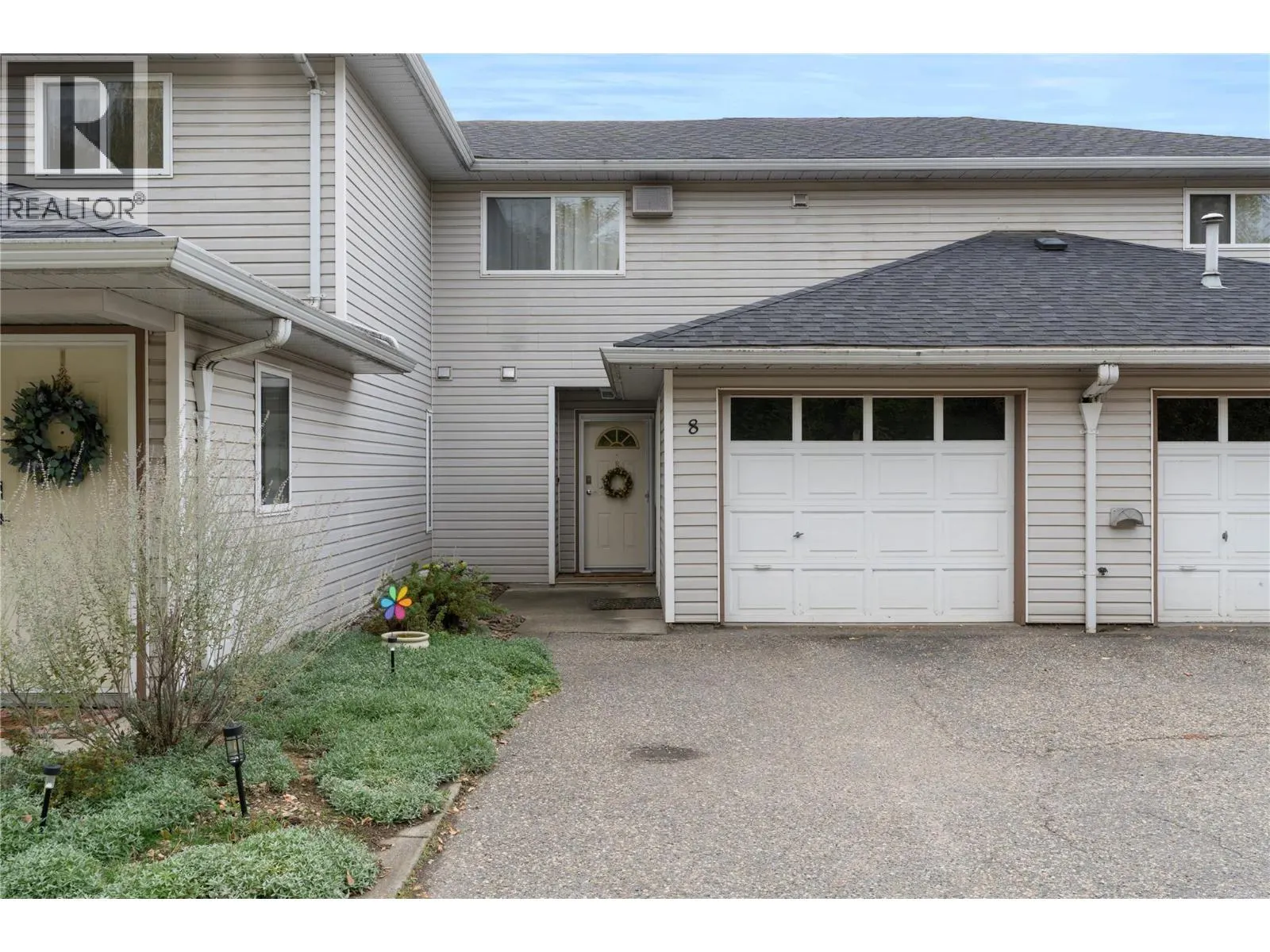 4404 Pleasant Valley Road Unit# 8