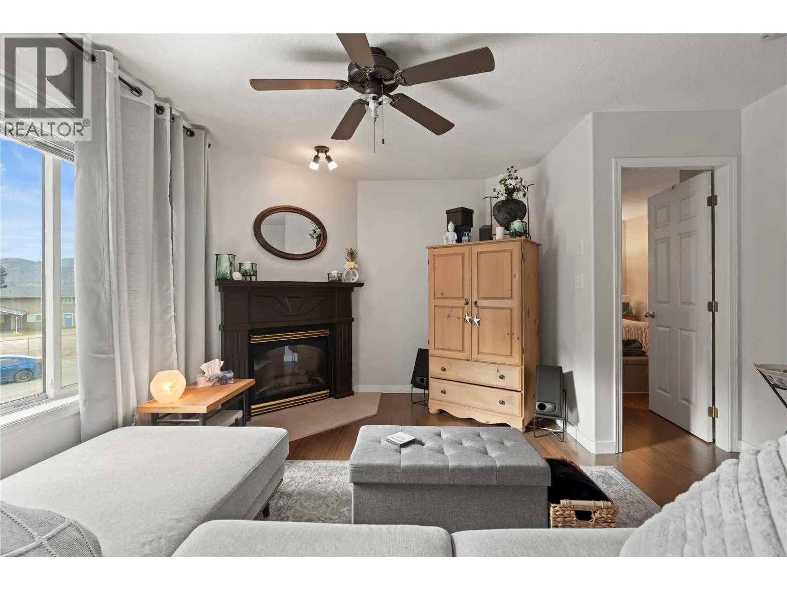4404 Pleasant Valley Road Unit# 8