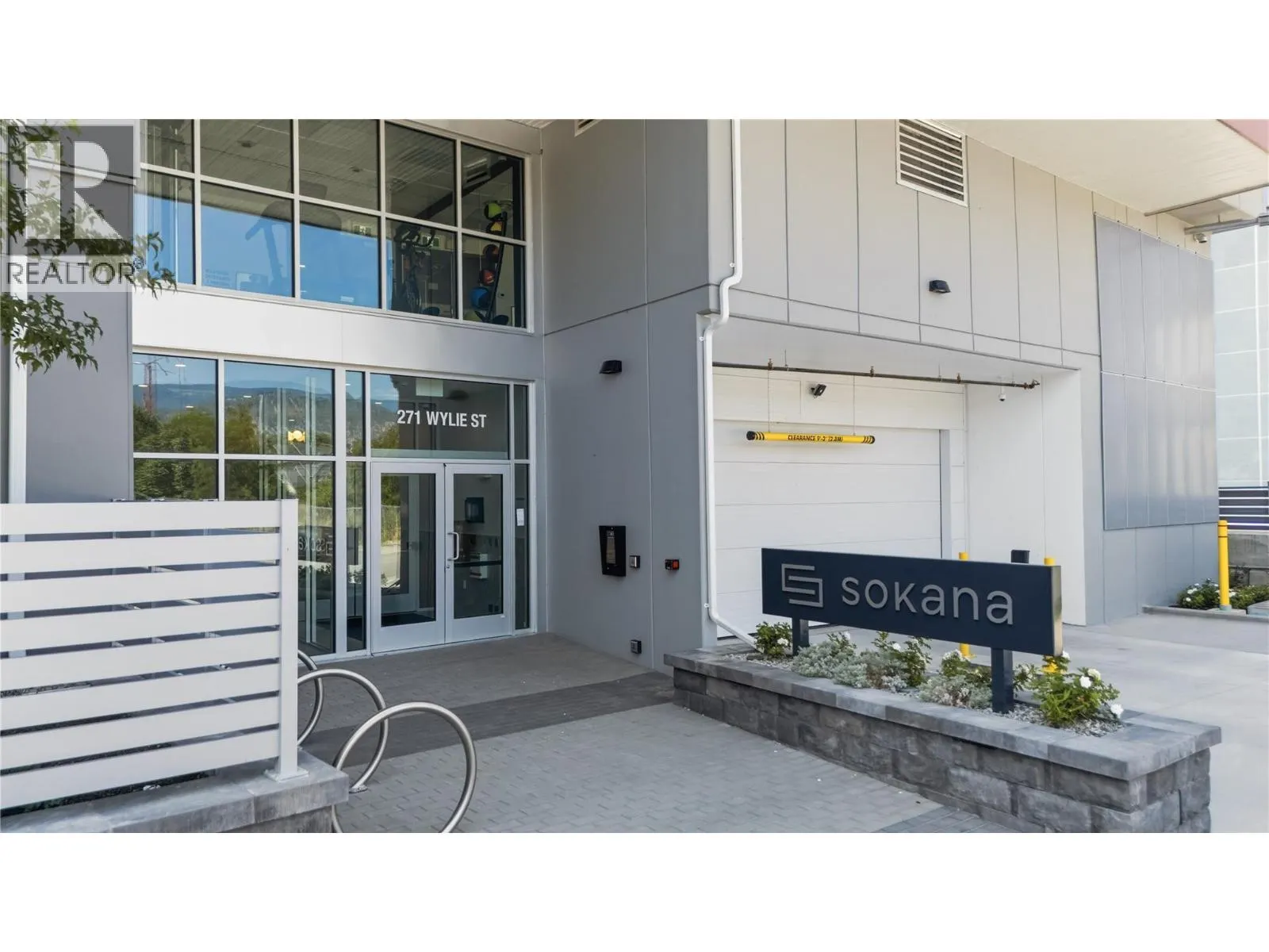 270 Riverside Drive Unit# 204