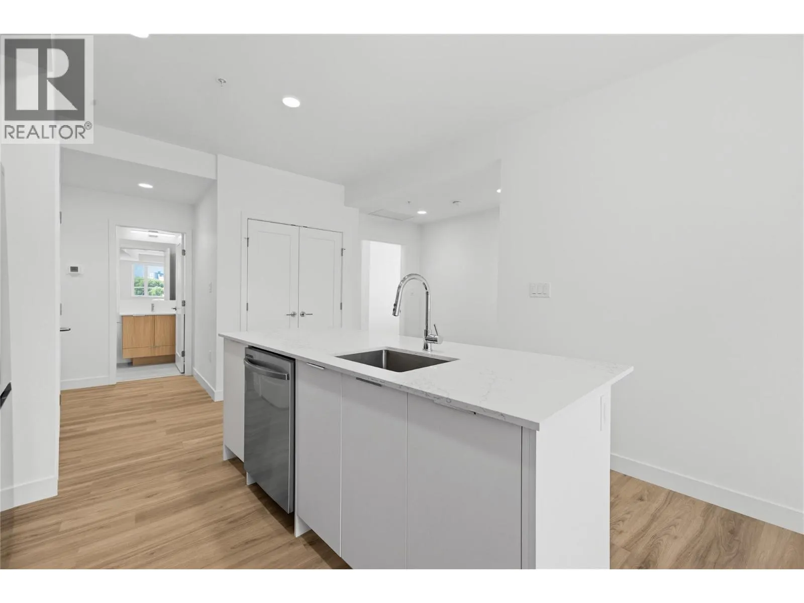 270 Riverside Drive Unit# 204