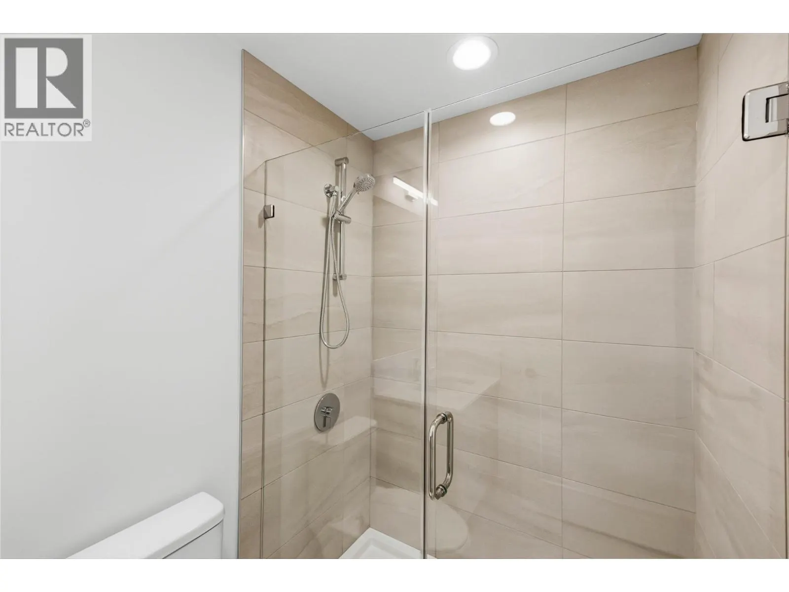 270 Riverside Drive Unit# 204