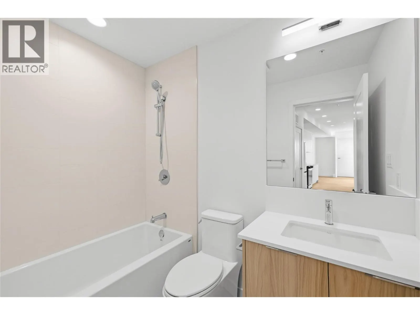 270 Riverside Drive Unit# 204
