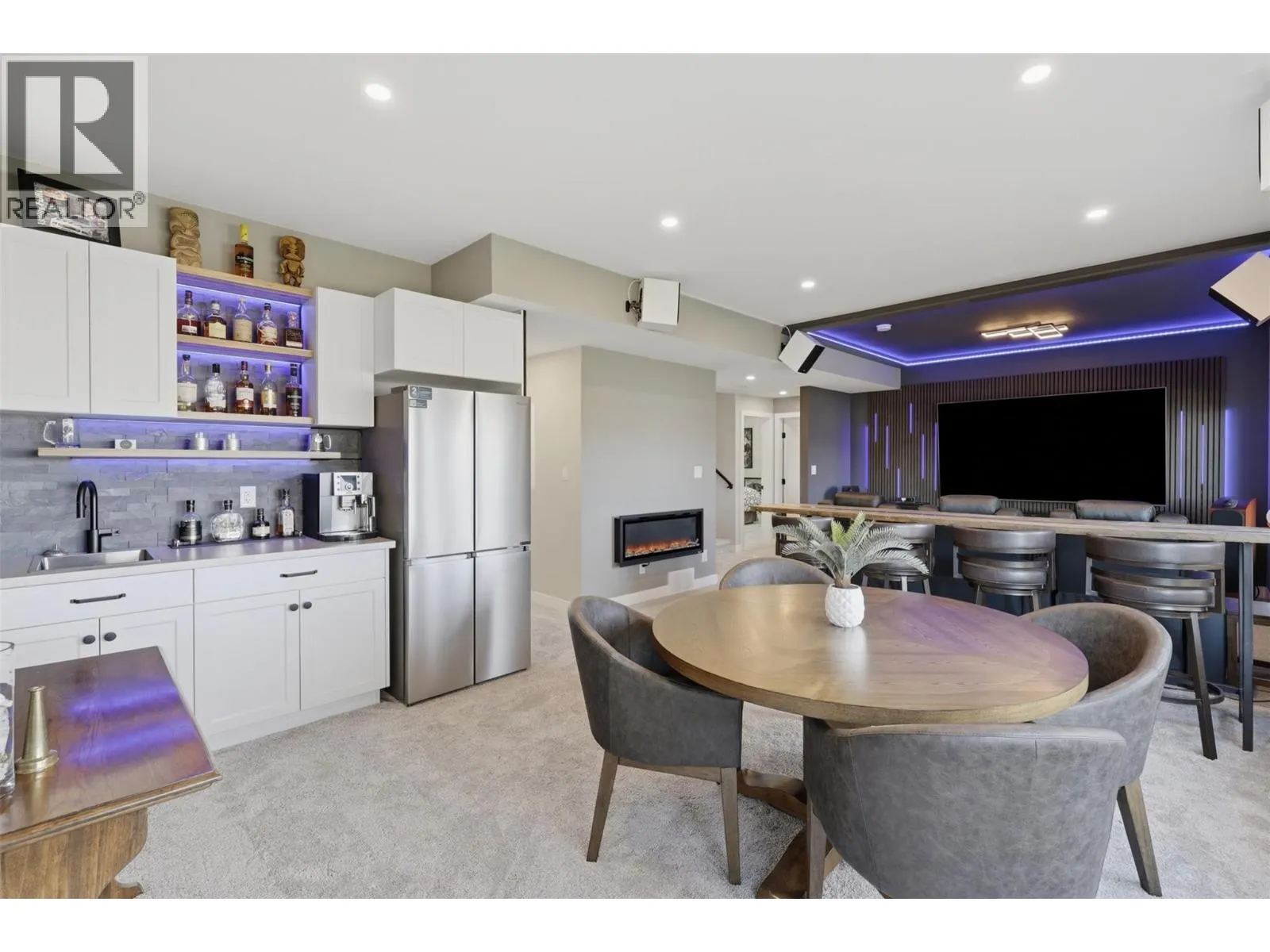 2137 LUPIN Court