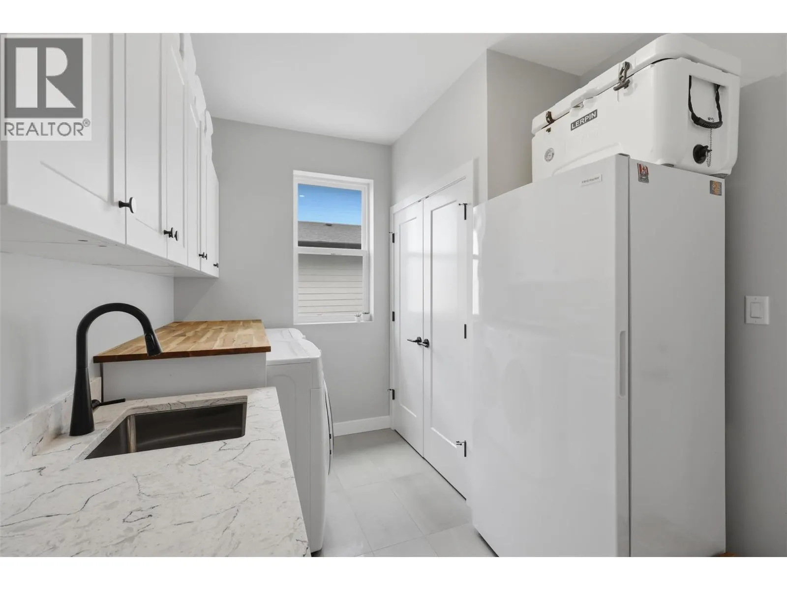 2137 LUPIN Court