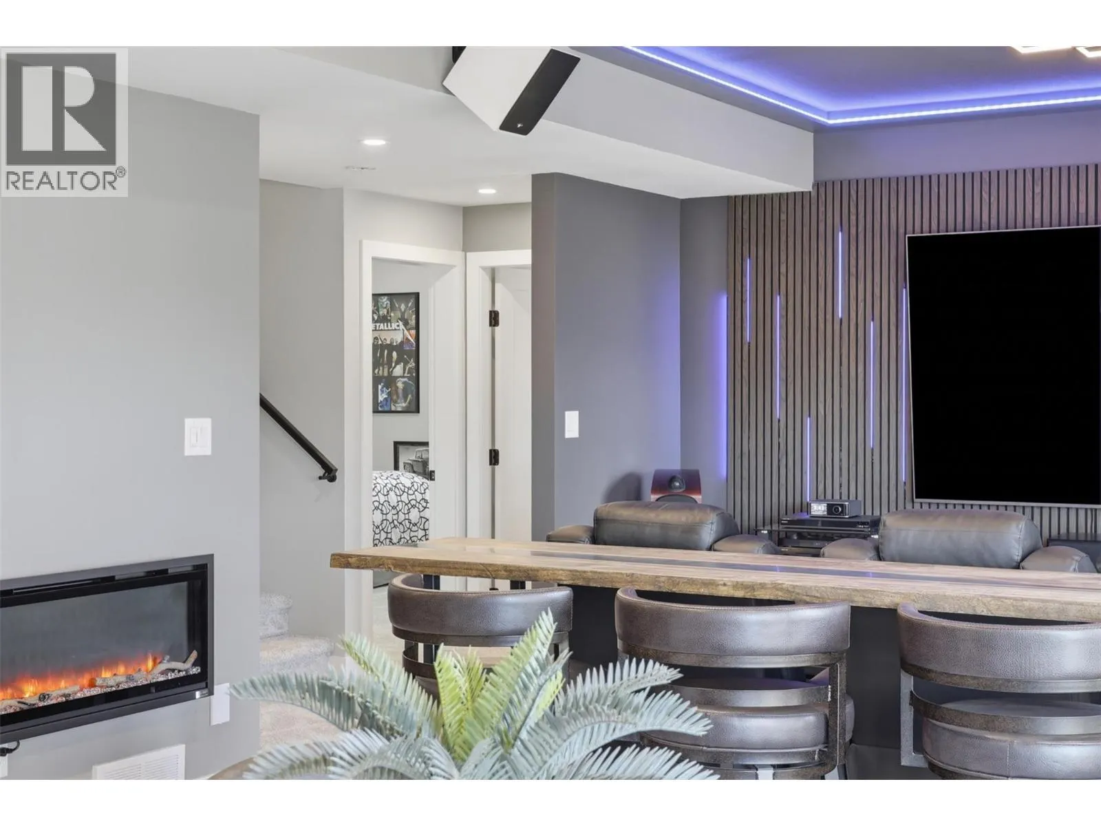 2137 LUPIN Court
