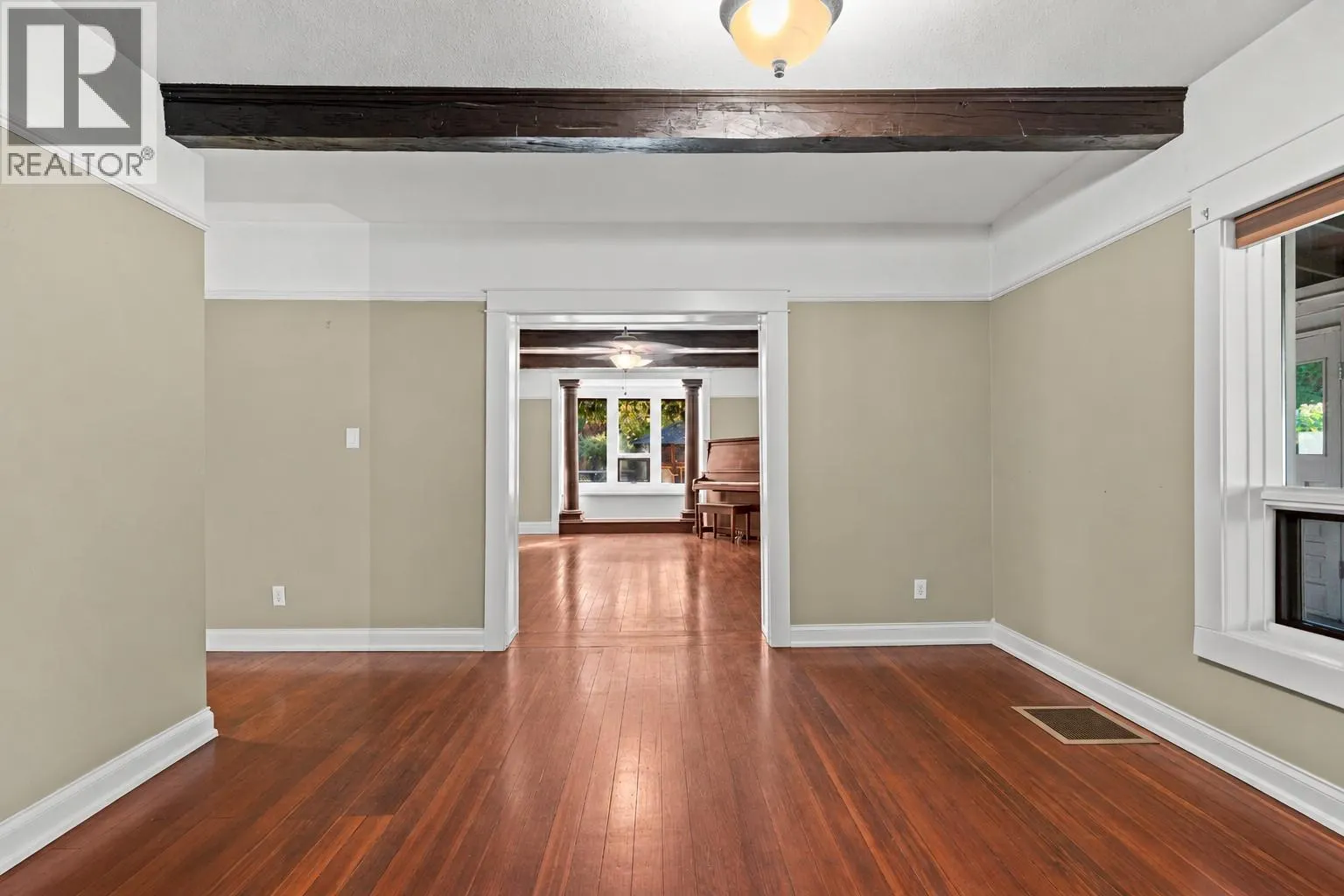 863 Coronado Crescent