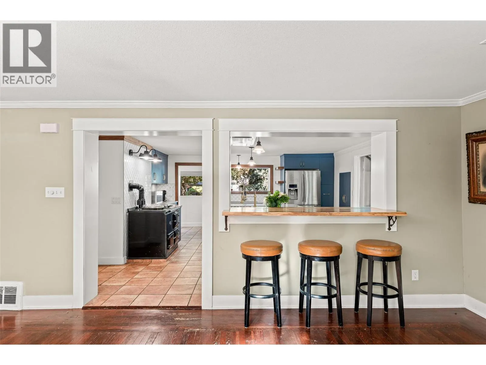 863 Coronado Crescent