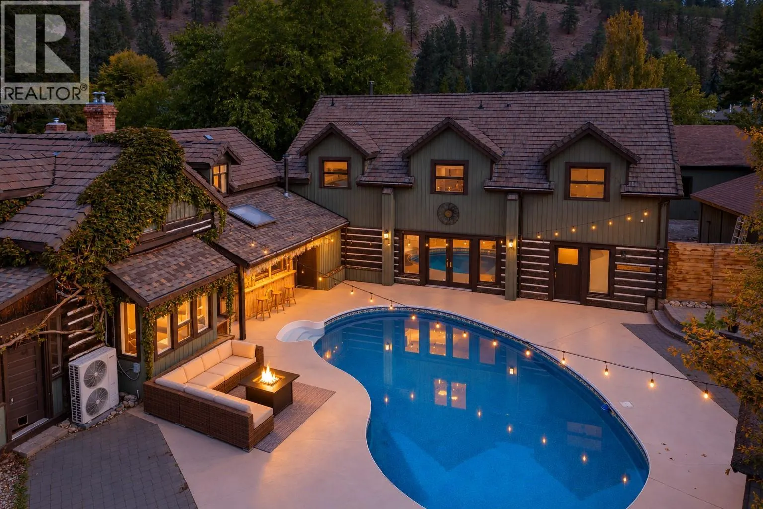 863 Coronado Crescent