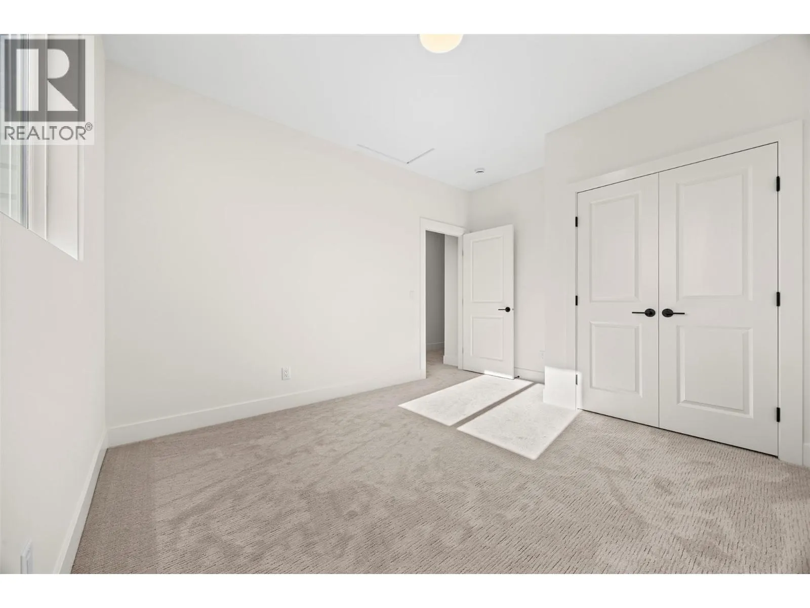 773 Kinnear Avenue Unit# 5