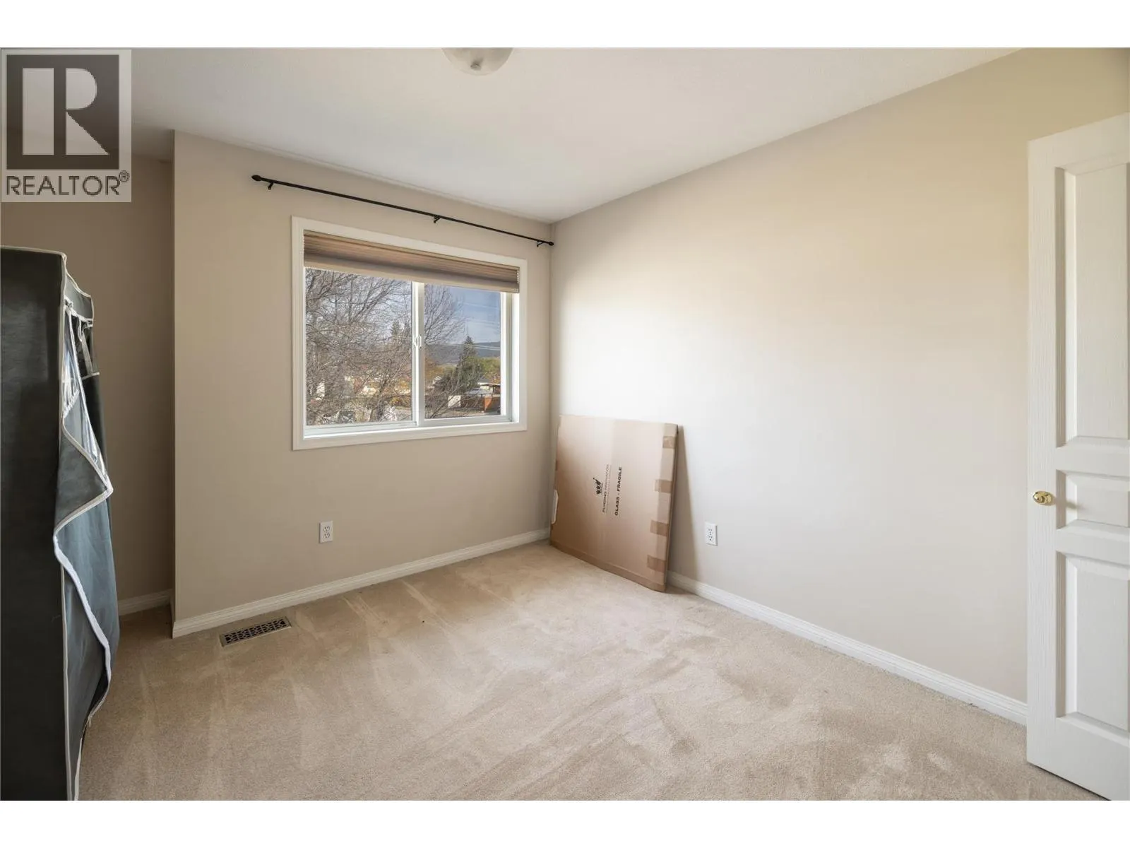 415 Klassen Road