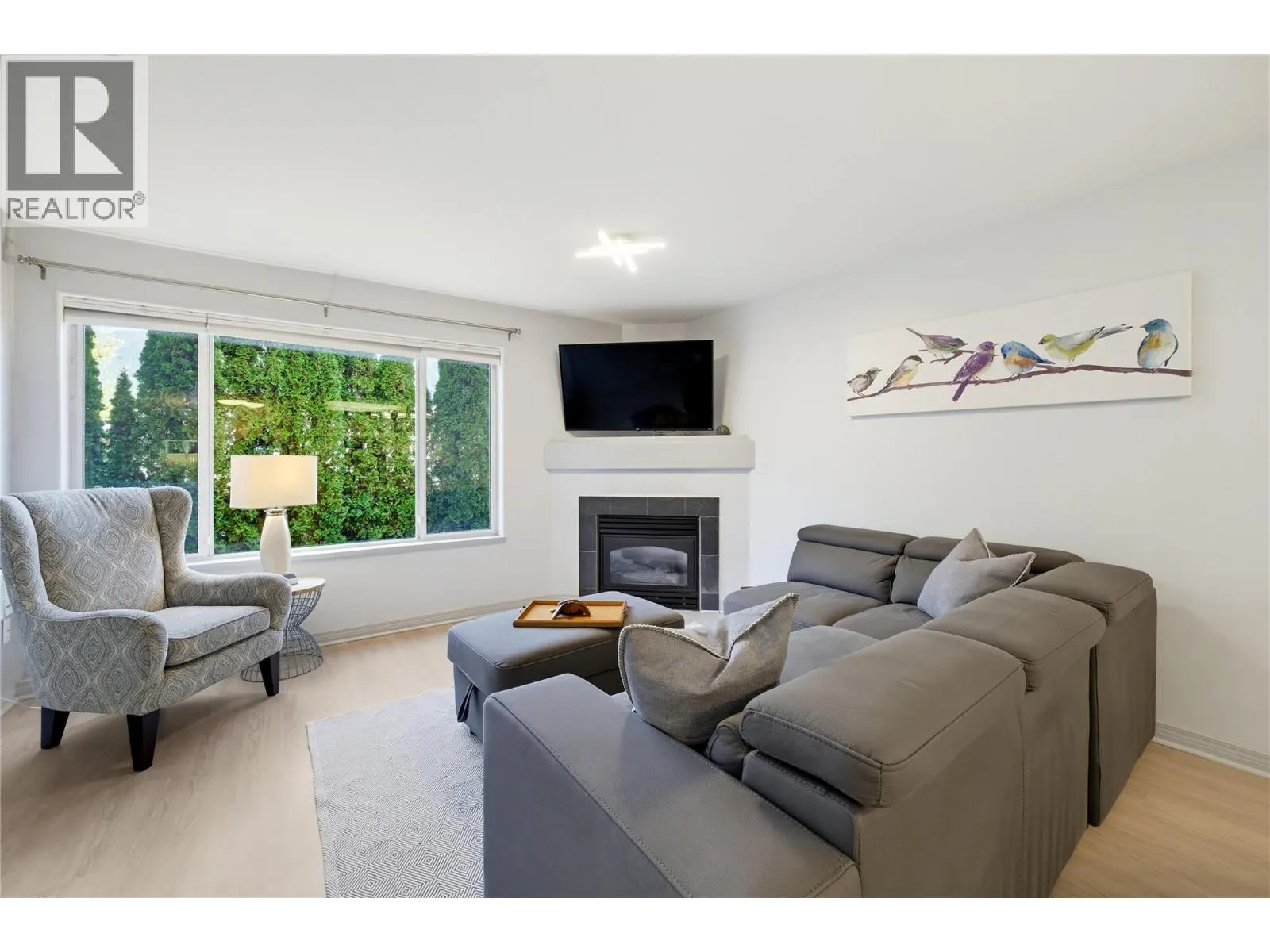 1002 Riverside Avenue Unit# 114