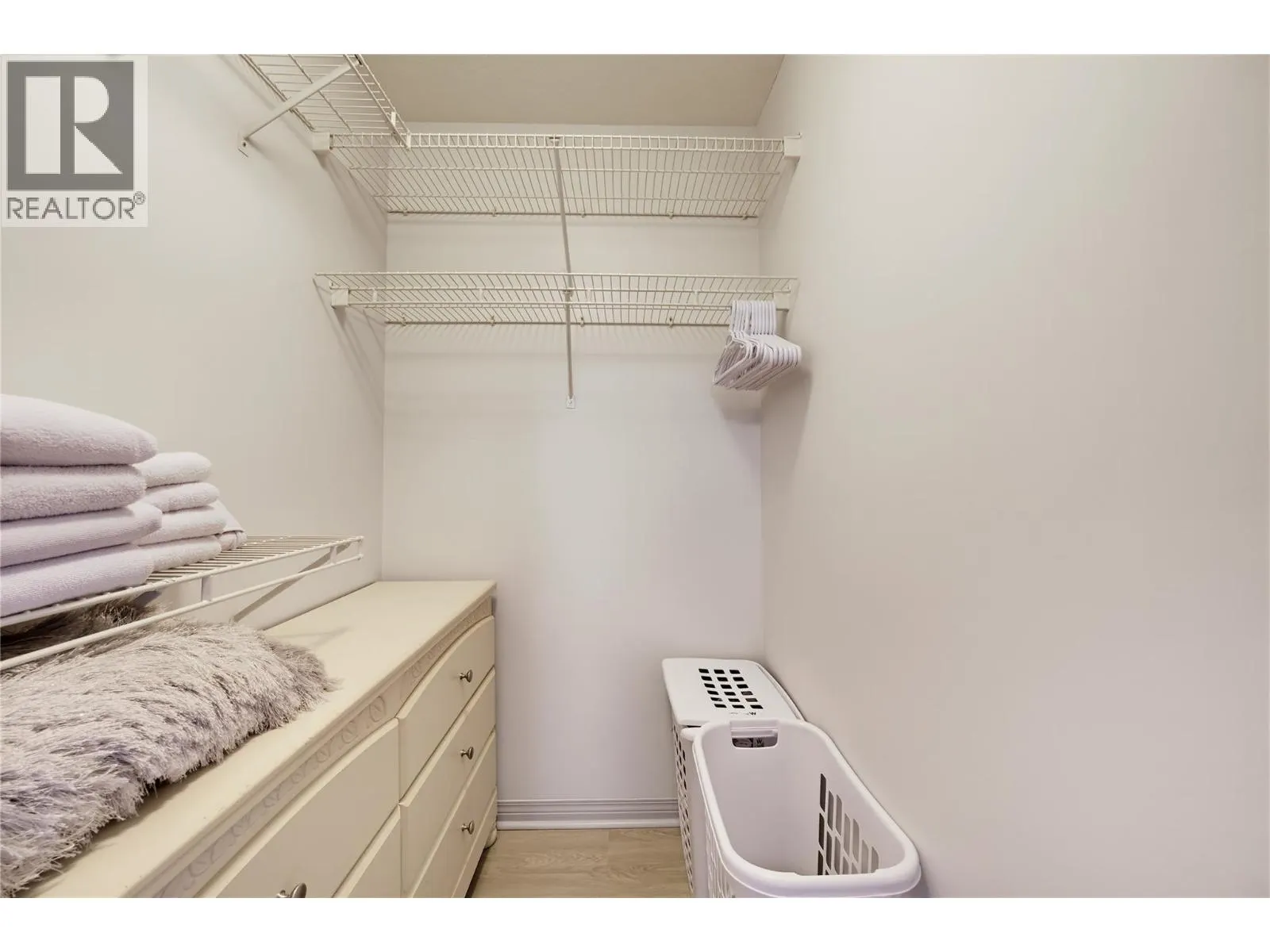 1002 Riverside Avenue Unit# 114