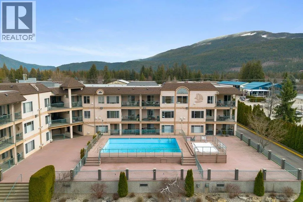 1002 Riverside Avenue Unit# 114