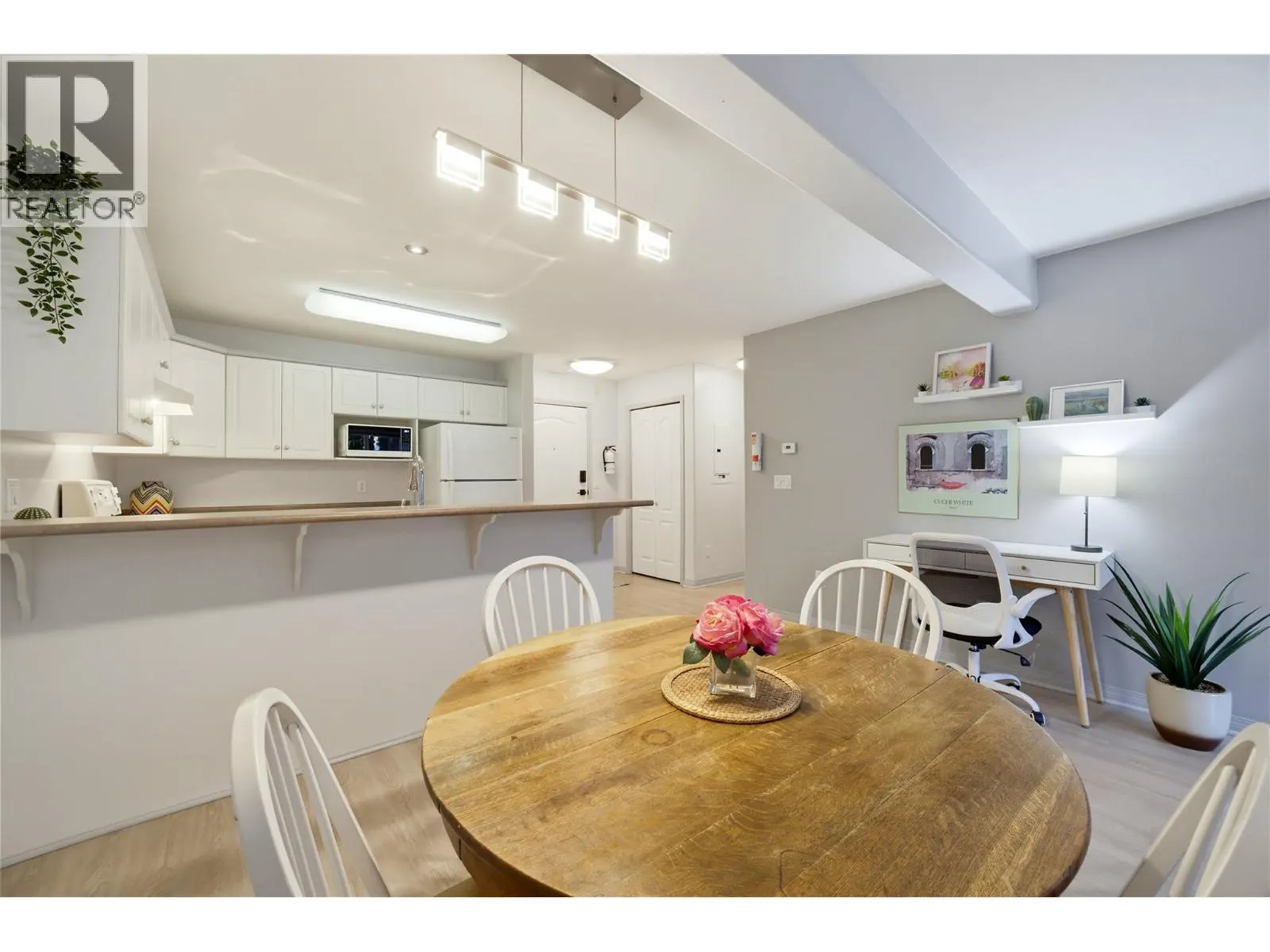 1002 Riverside Avenue Unit# 114