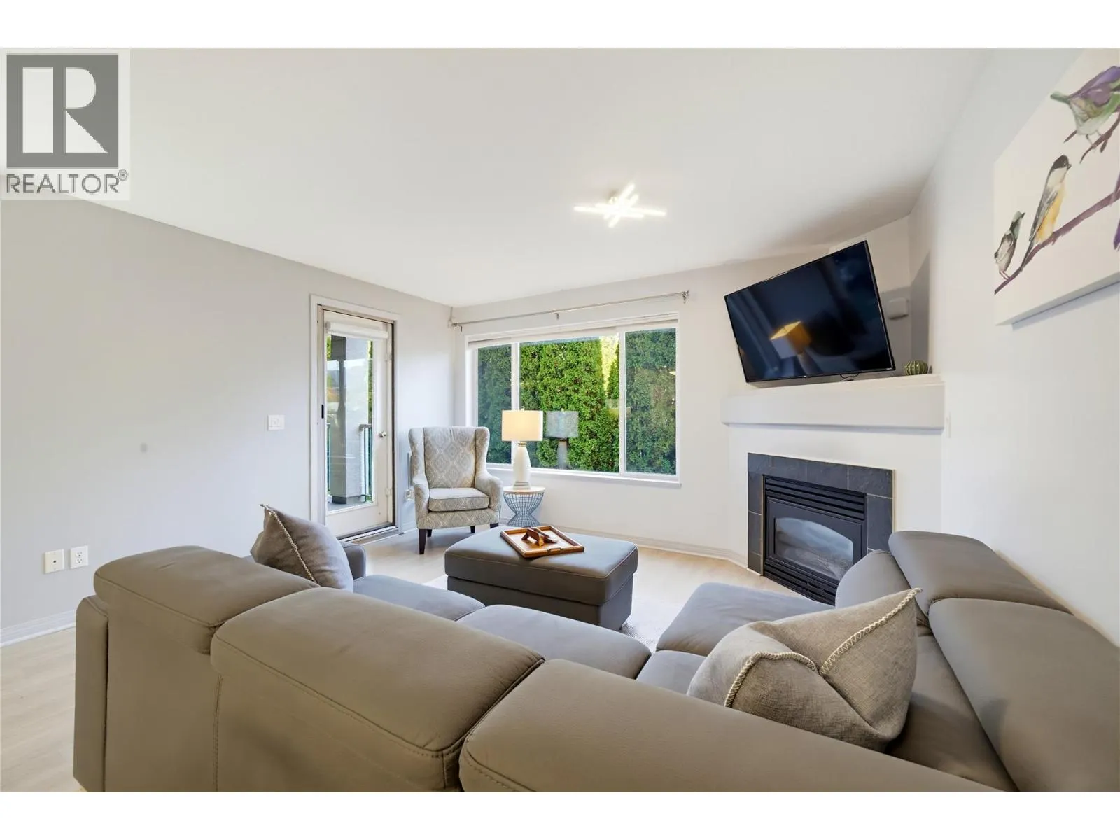 1002 Riverside Avenue Unit# 114