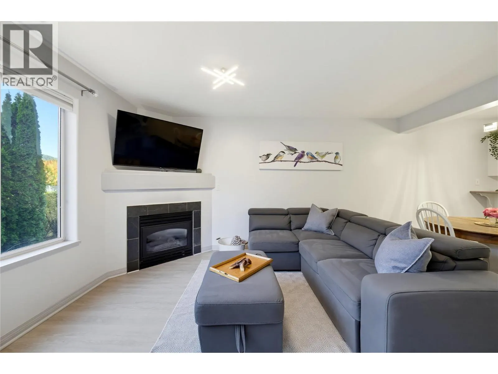 1002 Riverside Avenue Unit# 114