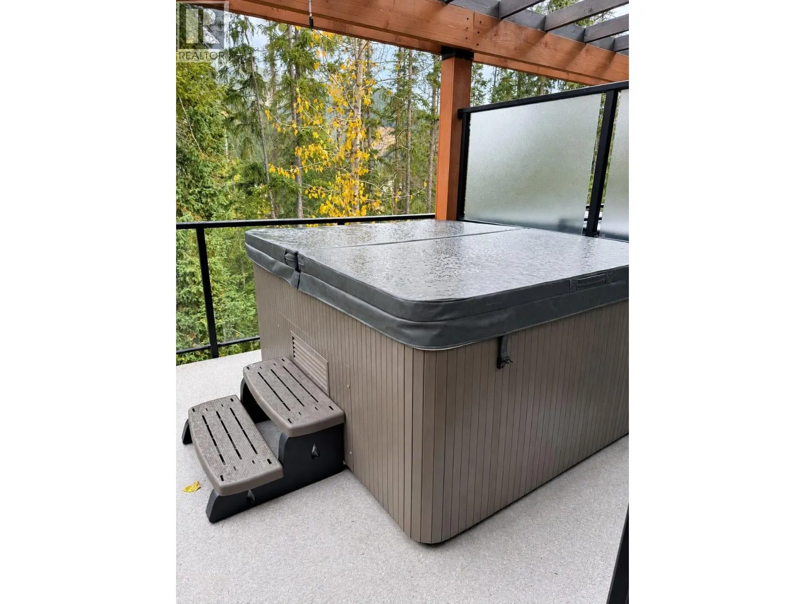 2116 Panorama Drive Unit# 203