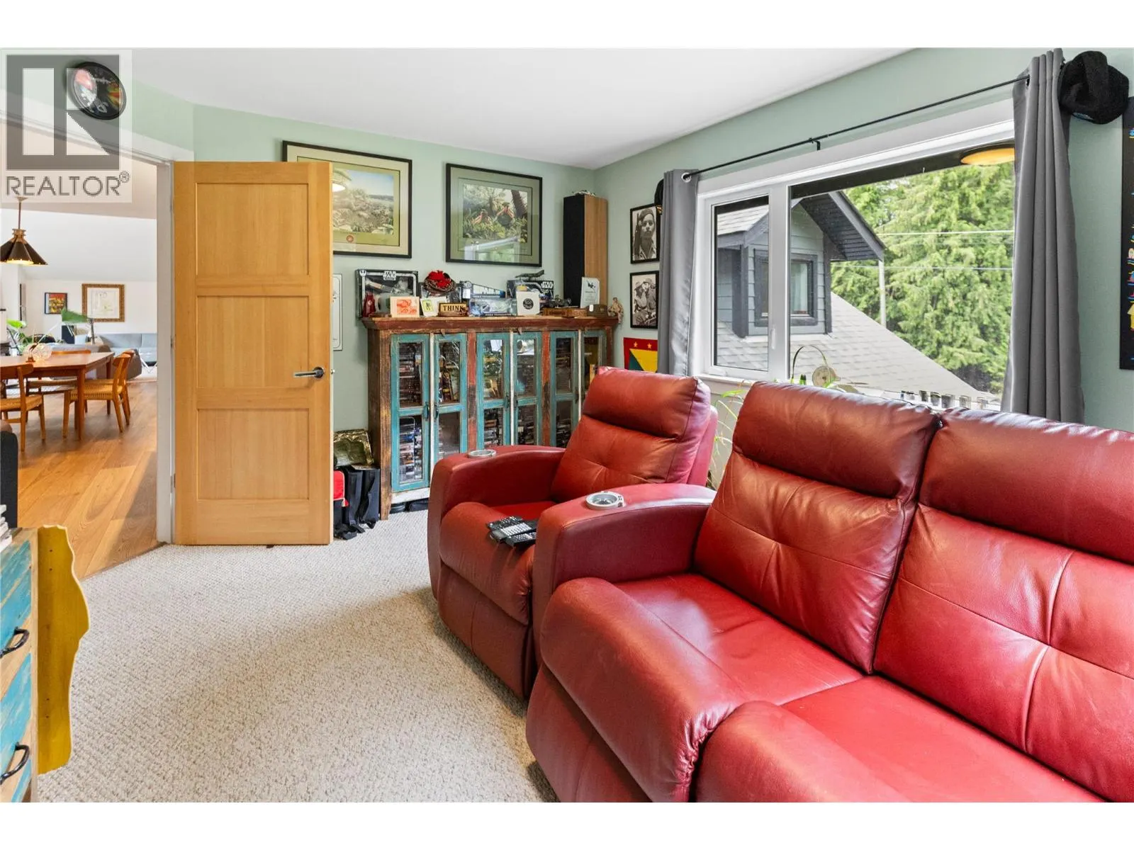 4037 Santa Road