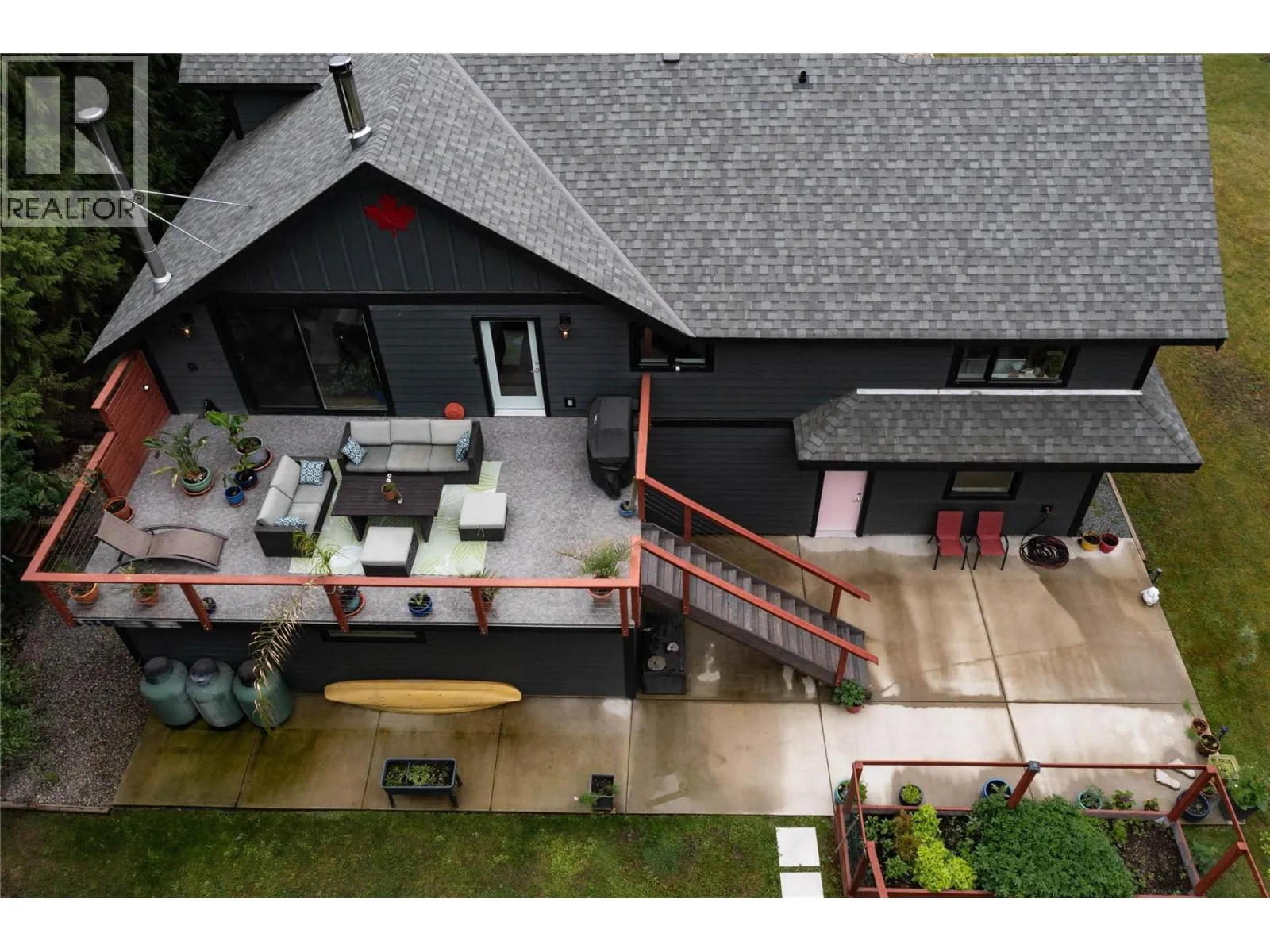 4037 Santa Road
