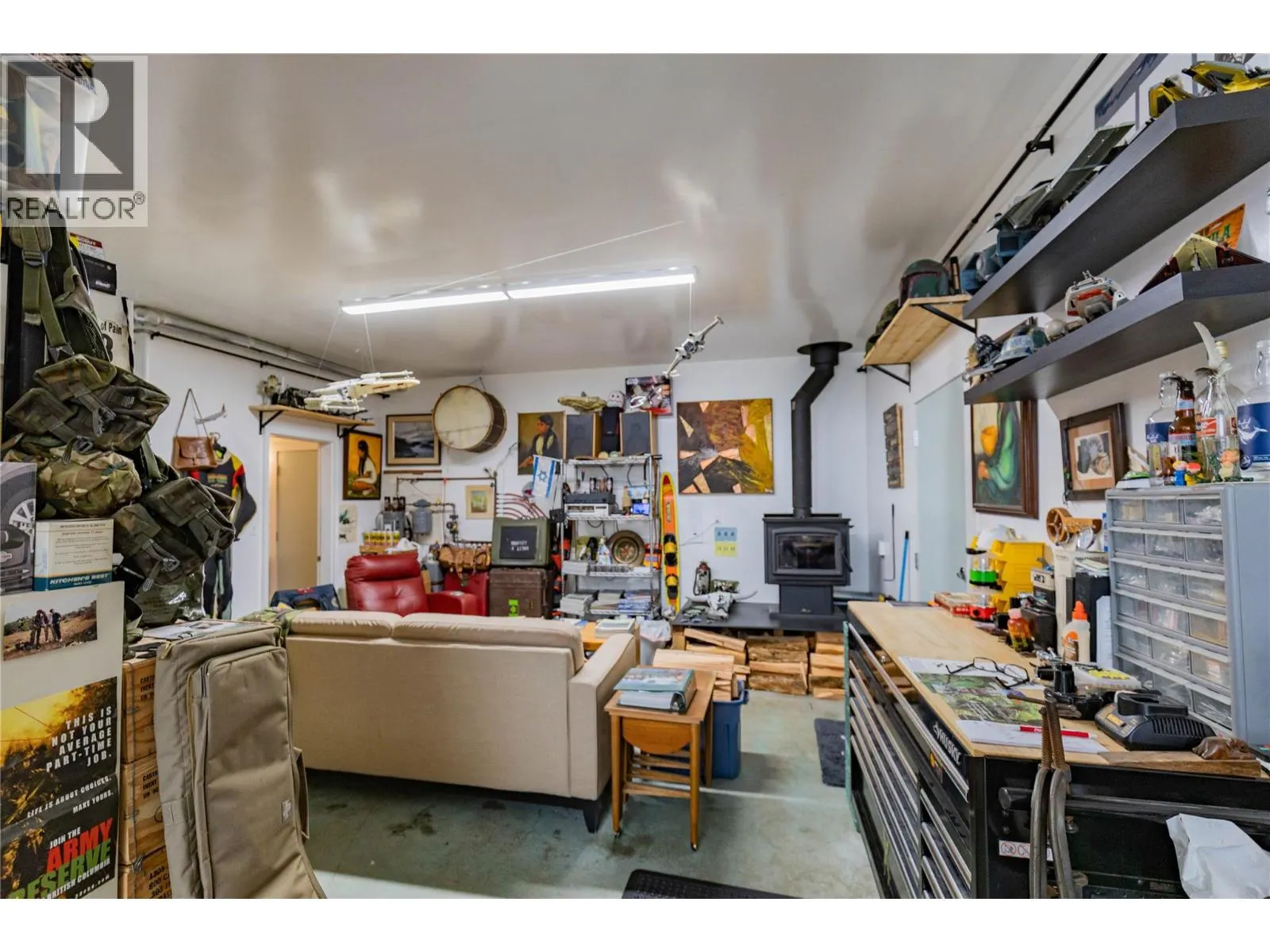 4037 Santa Road