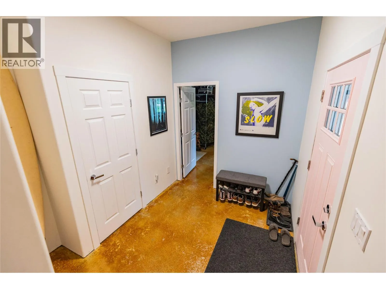 4037 Santa Road