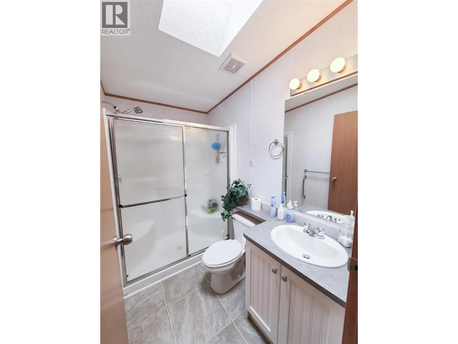 5371 Princeton Avenue Unit# 24