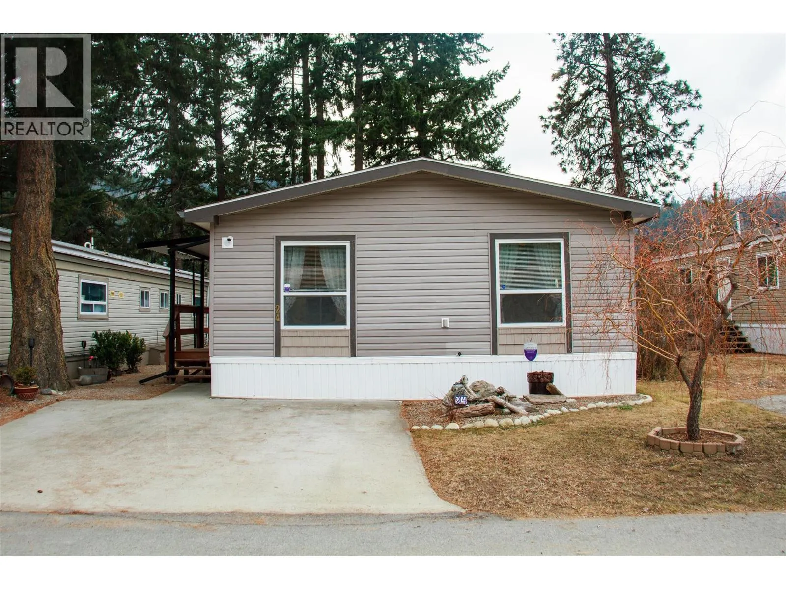 5371 Princeton Avenue Unit# 24