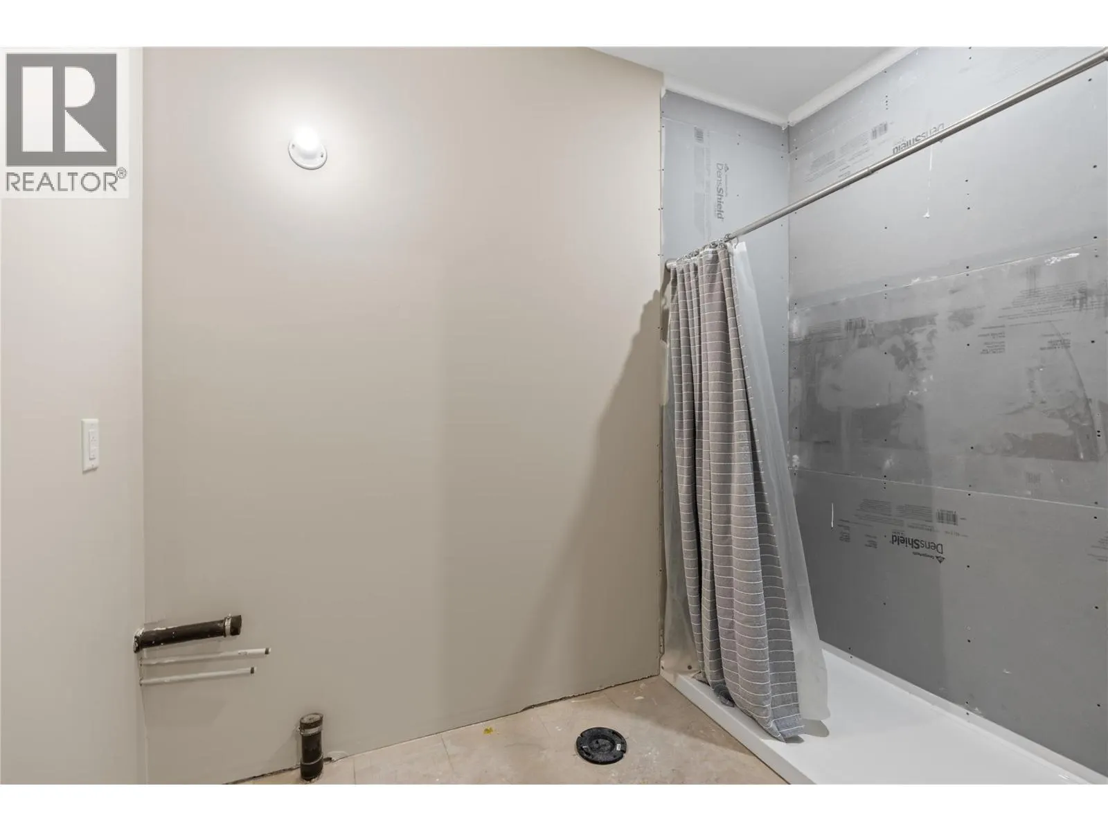 9196 Tronson Road Unit# 33