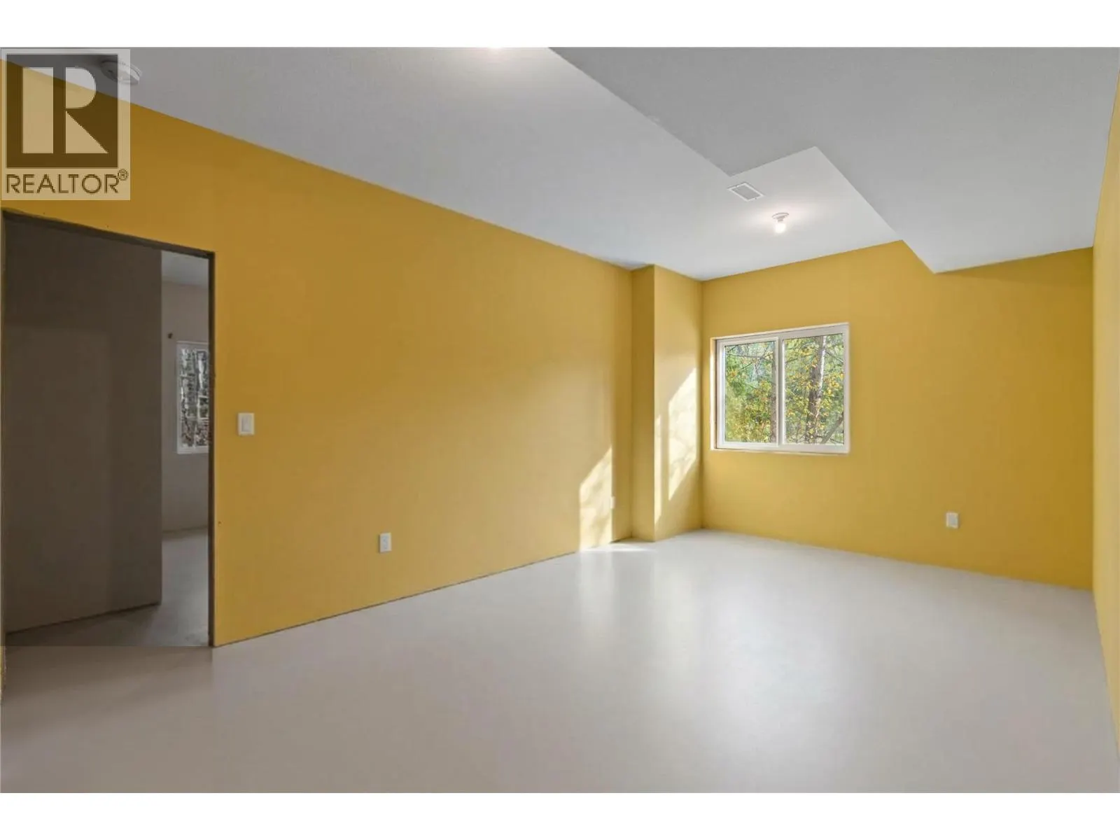 9196 Tronson Road Unit# 33