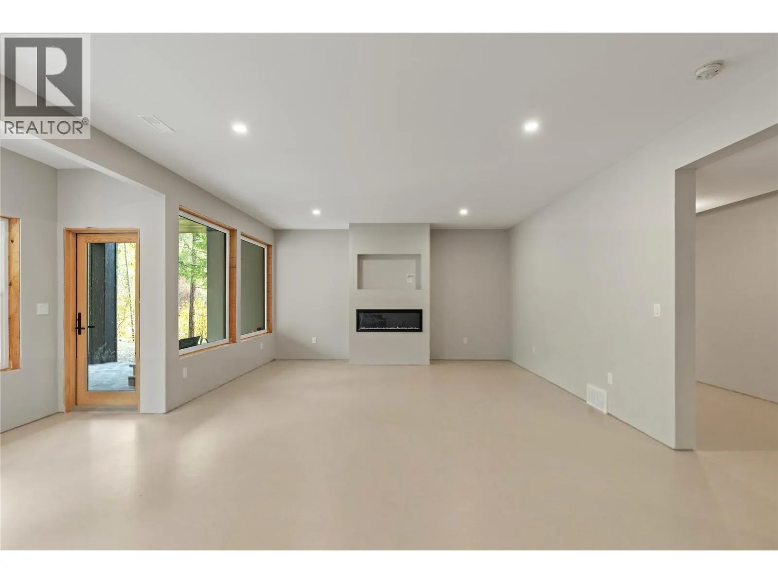 9196 Tronson Road Unit# 33