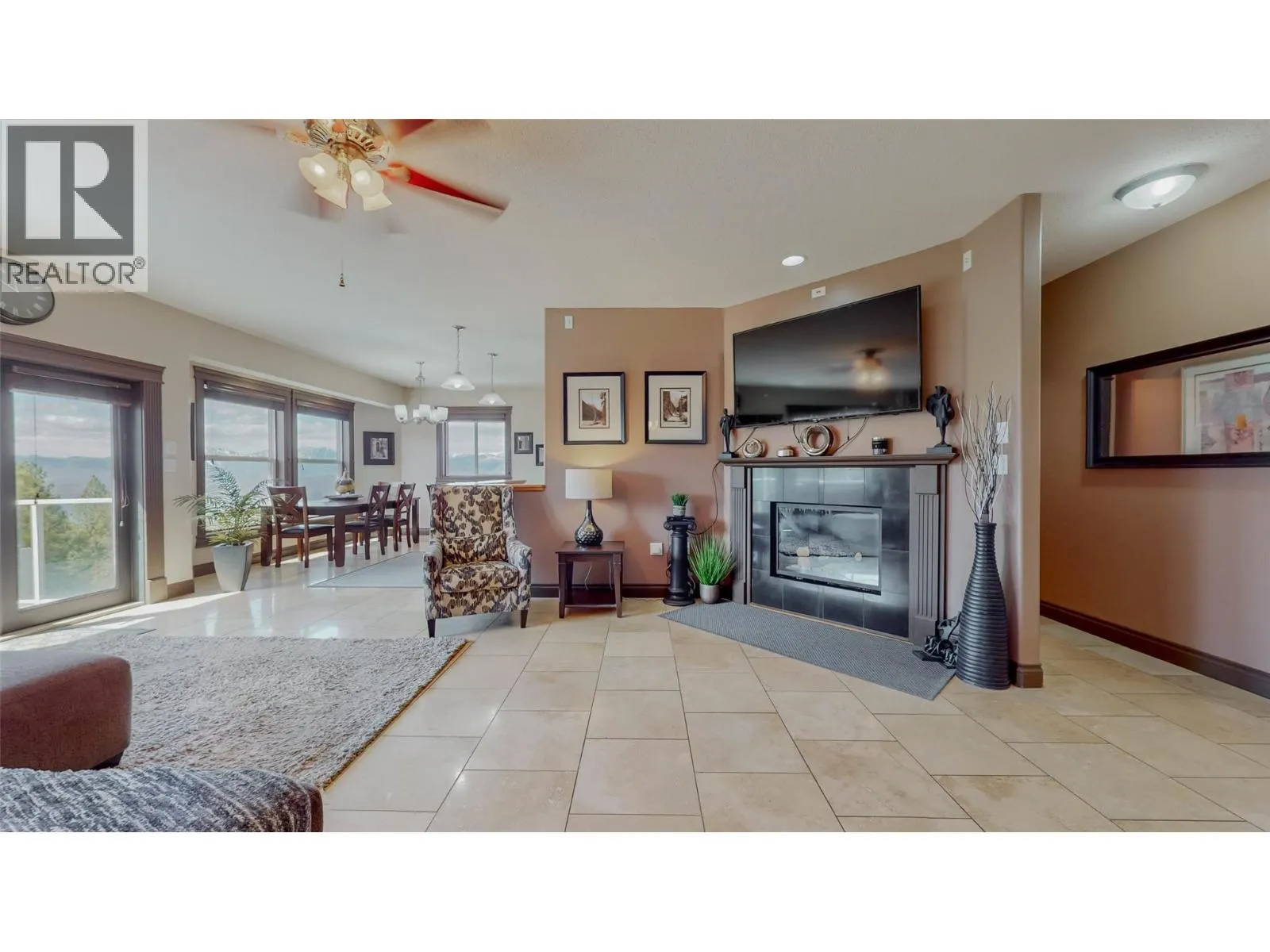 1370 Bullmoose Way