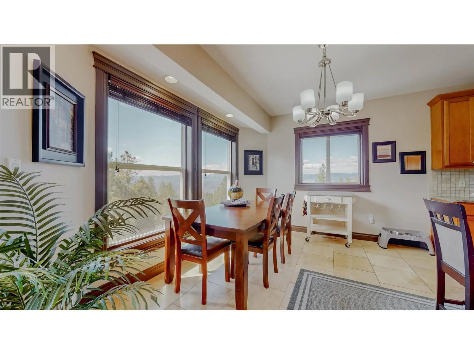 1370 Bullmoose Way