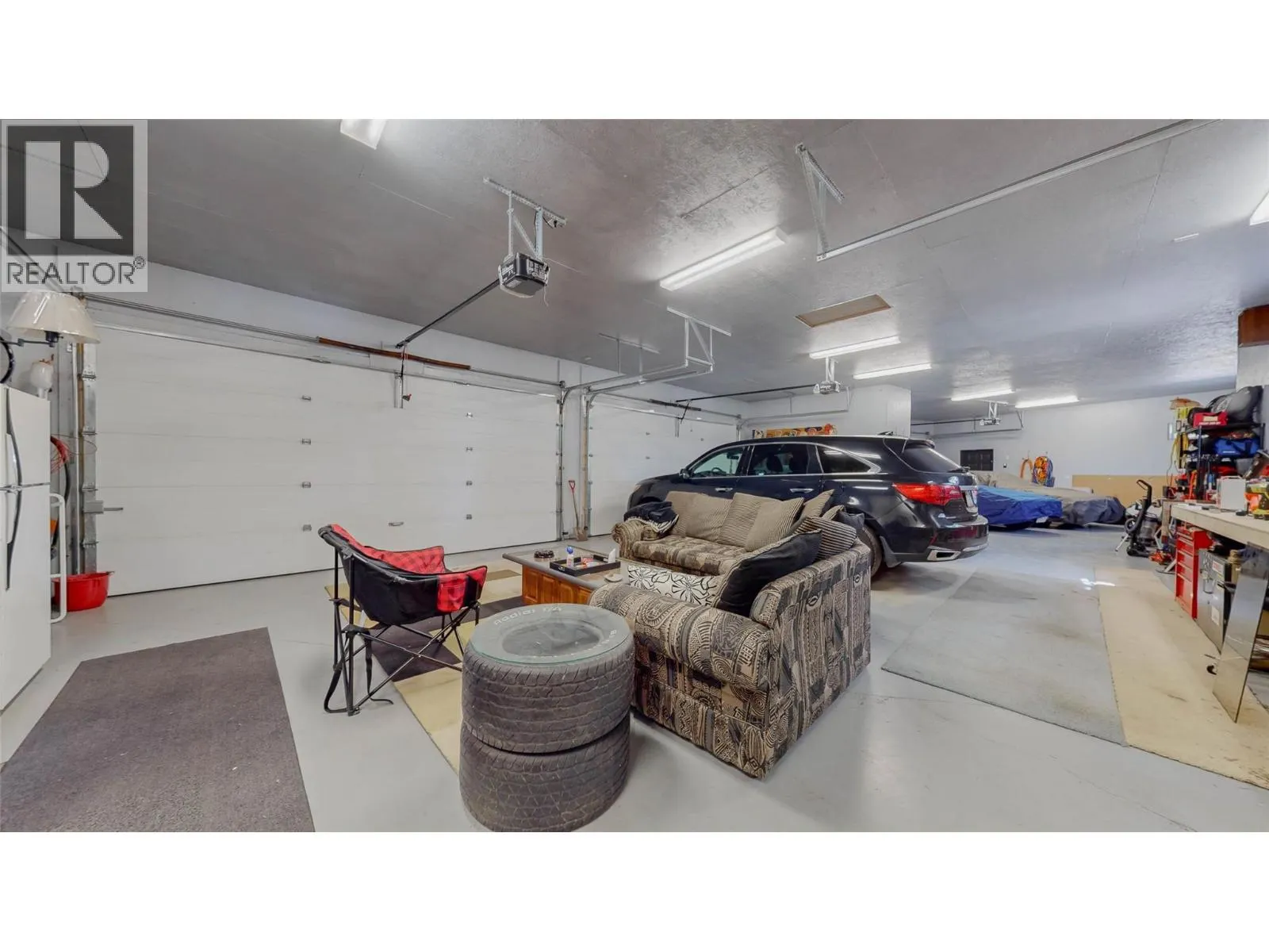 1370 Bullmoose Way