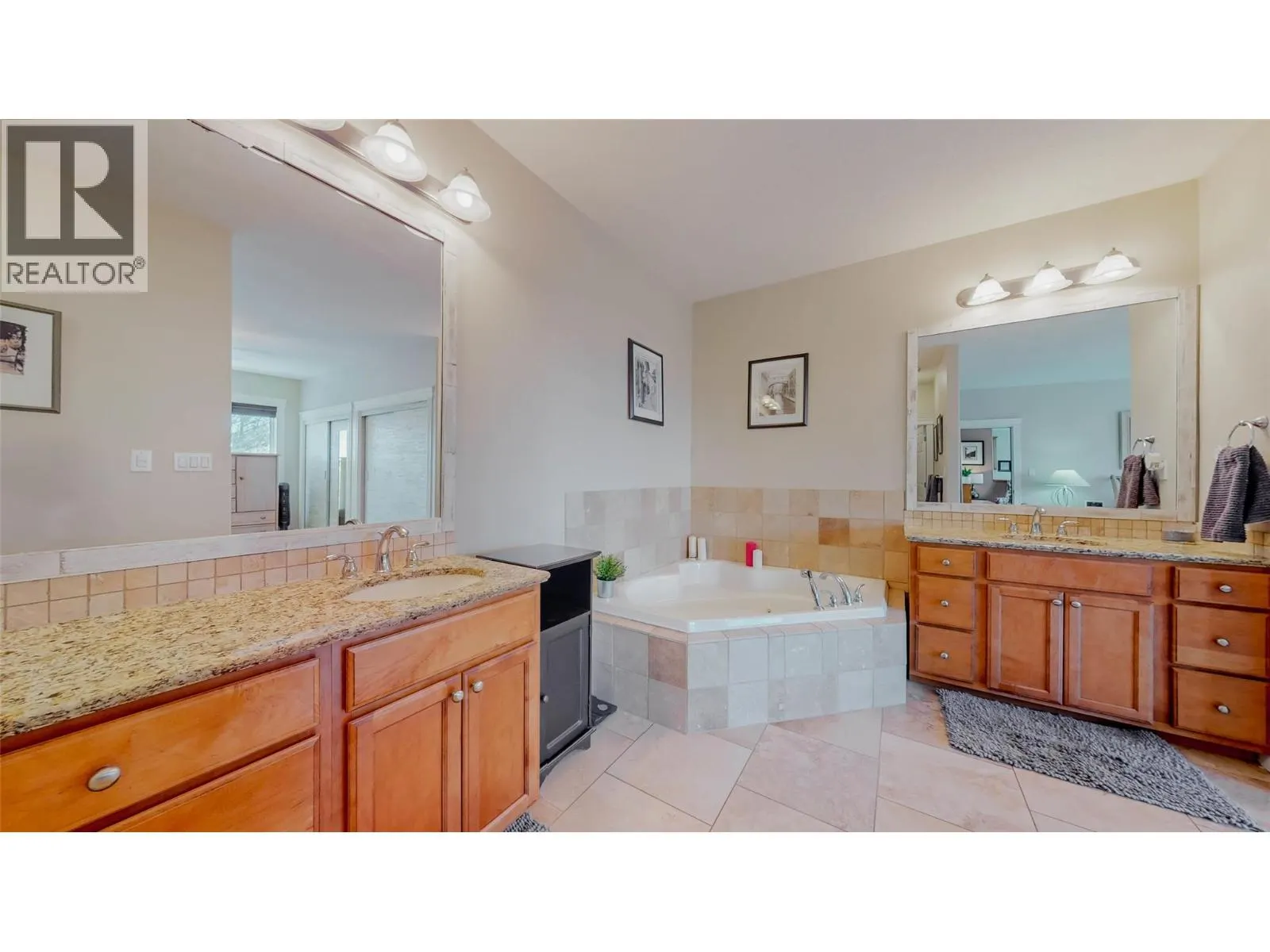 1370 Bullmoose Way