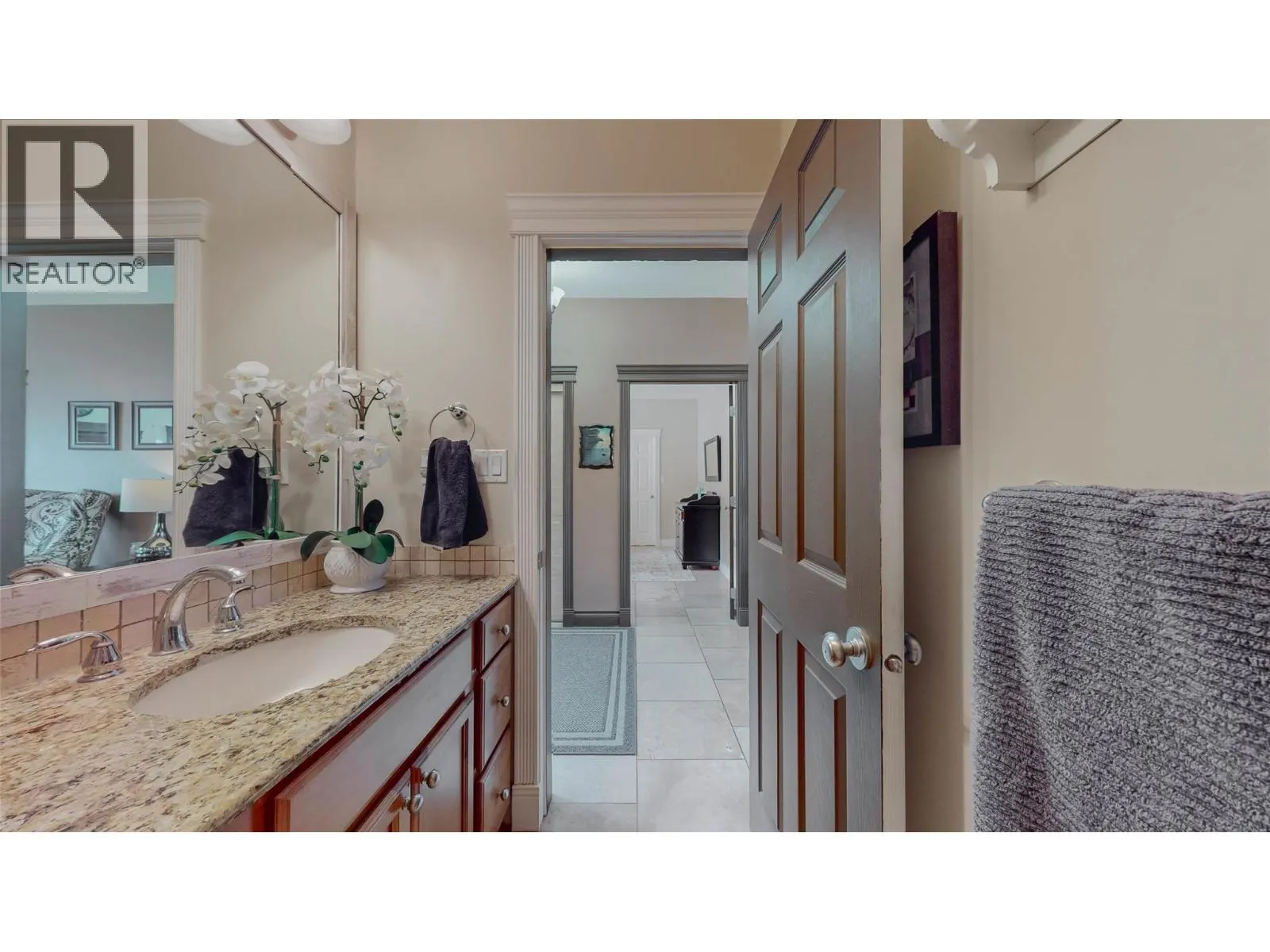 1370 Bullmoose Way