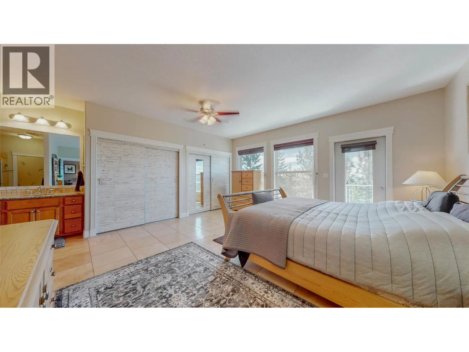 1370 Bullmoose Way