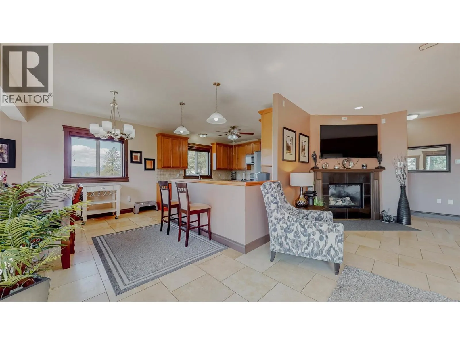 1370 Bullmoose Way