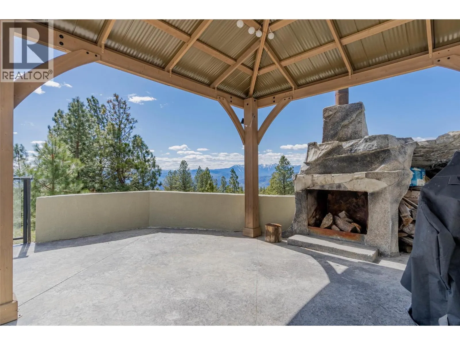1370 Bullmoose Way