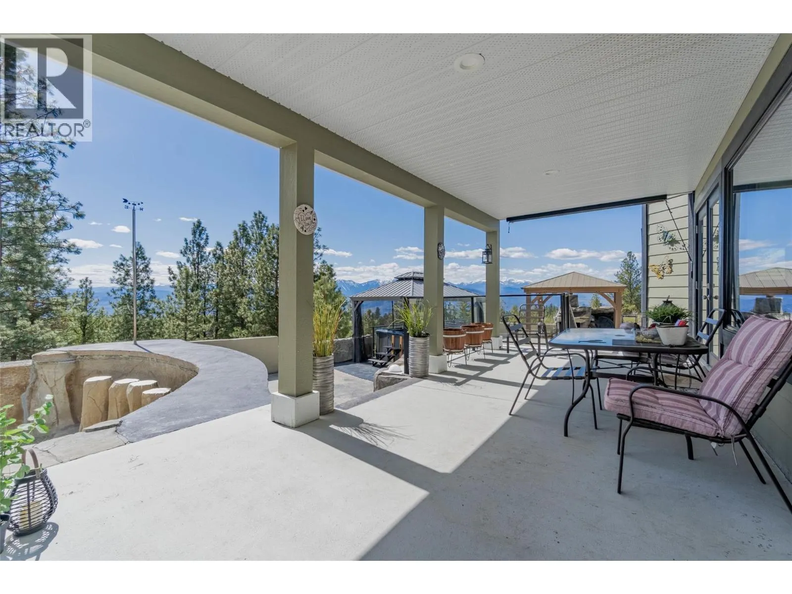 1370 Bullmoose Way