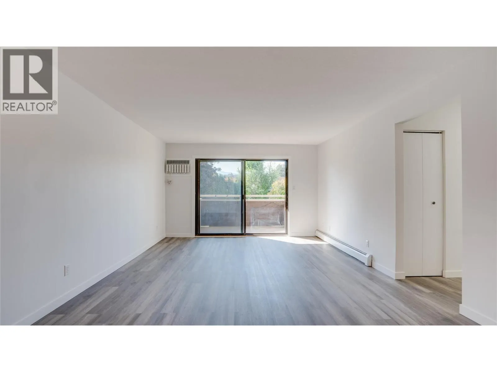 3608 27 Avenue Unit# 105