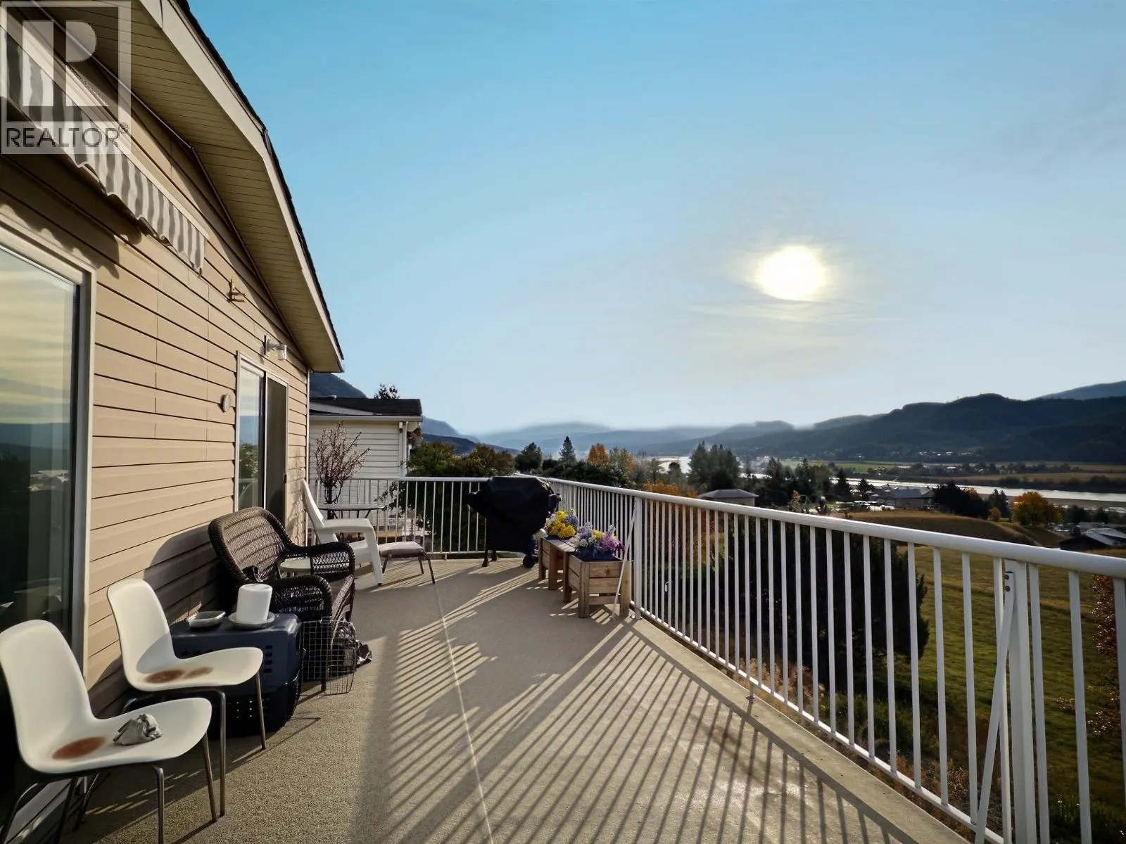 3099 SHUSWAP  E Road Unit# 6