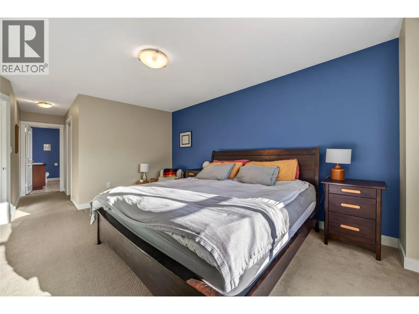 644 VICTORIA Drive Unit# 101