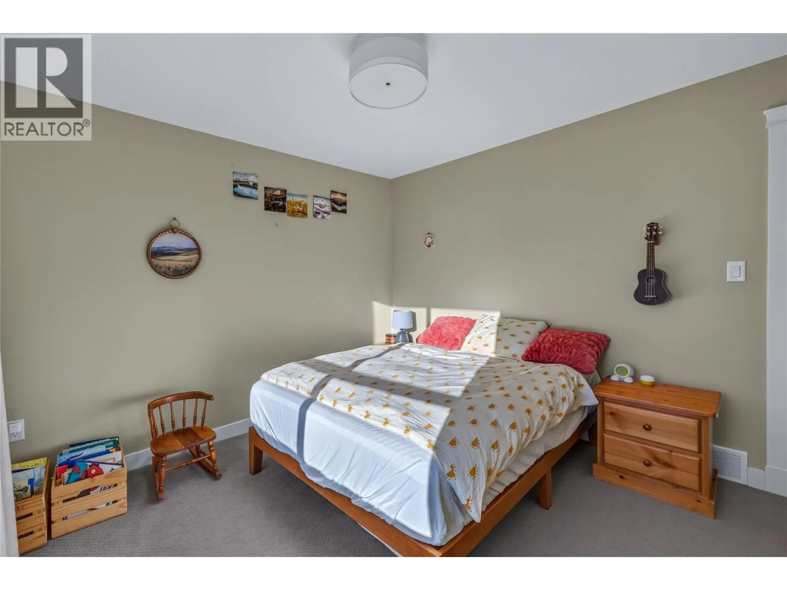 644 VICTORIA Drive Unit# 101