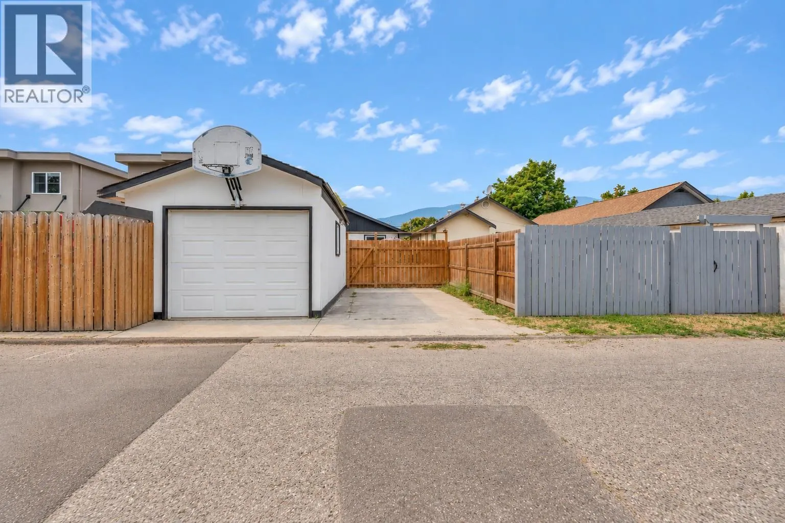 448 Caribou Street