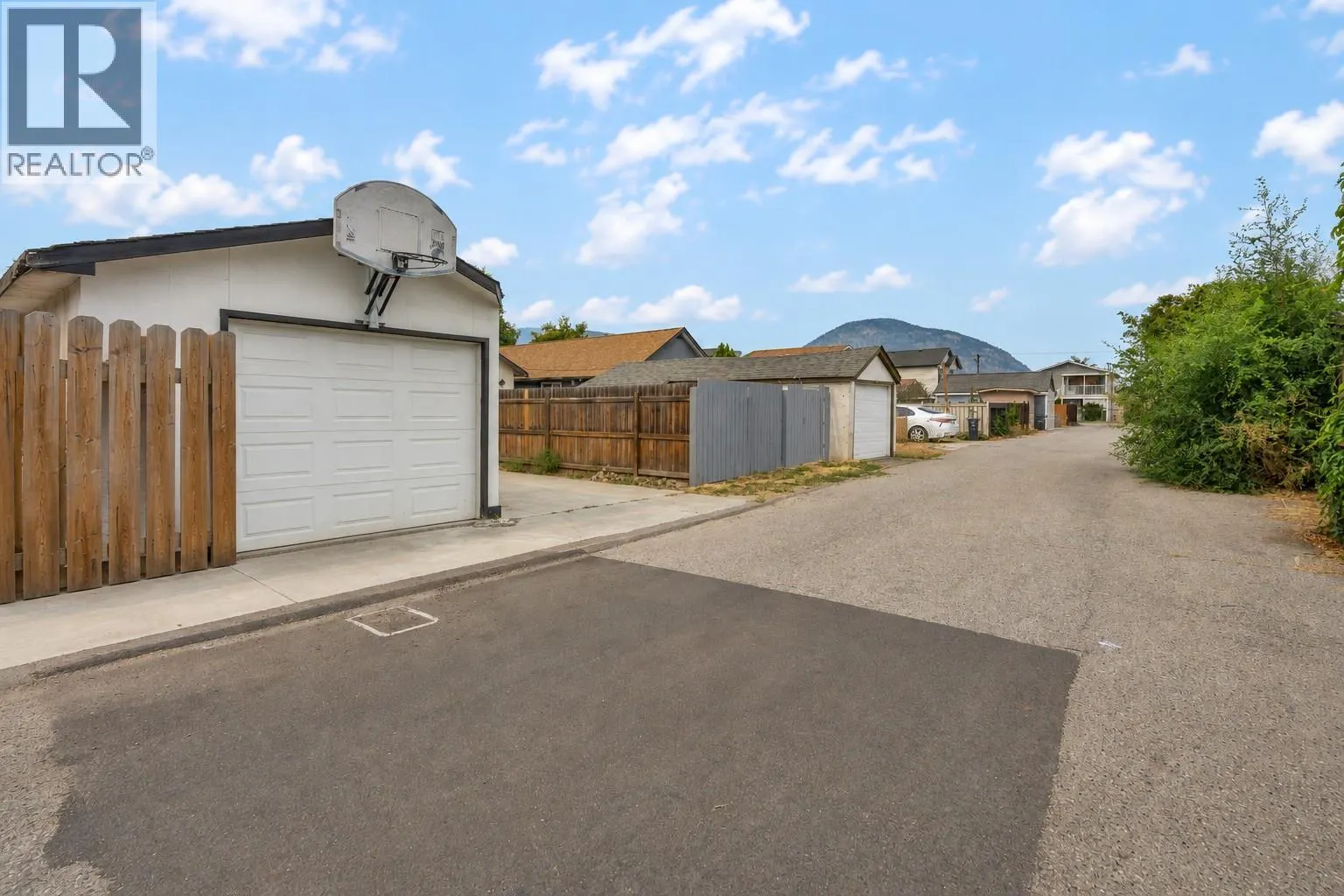 448 Caribou Street