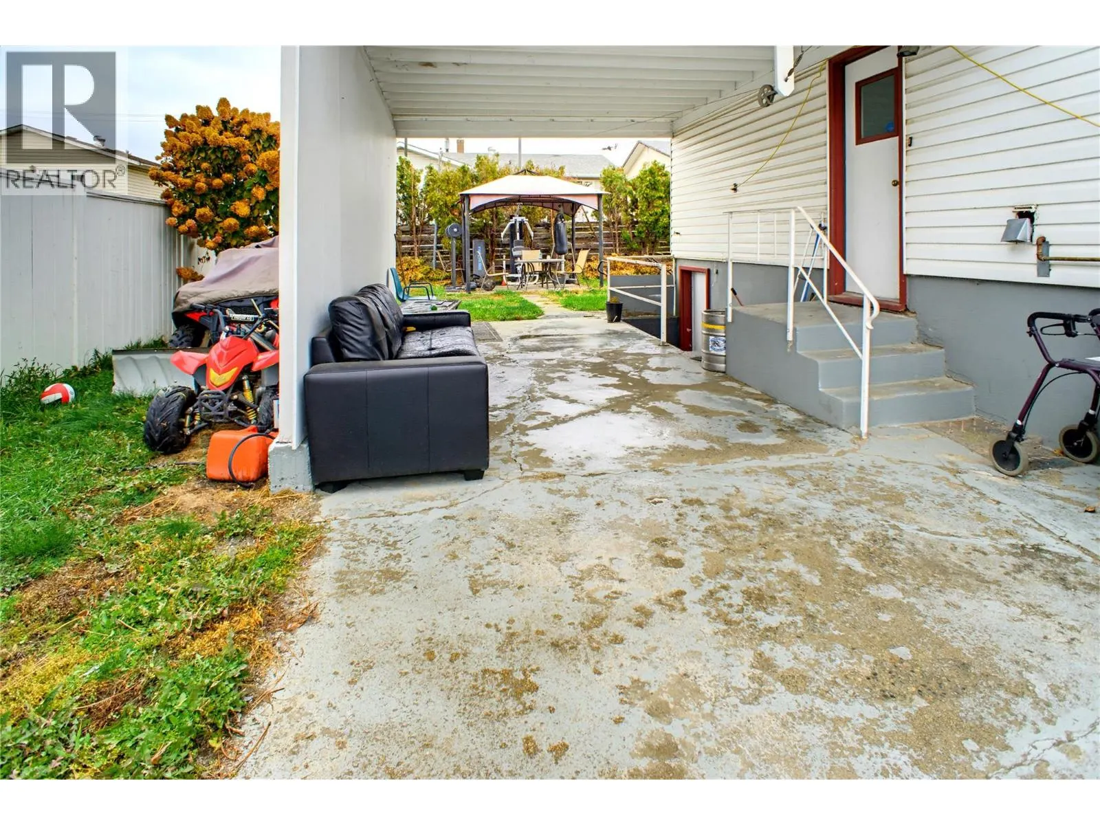 682 Alberni Avenue