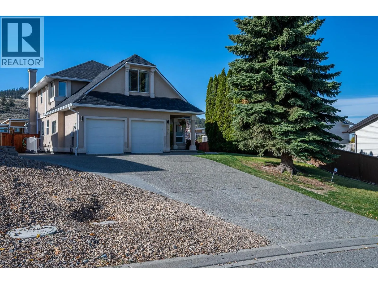 979 Regent Crescent