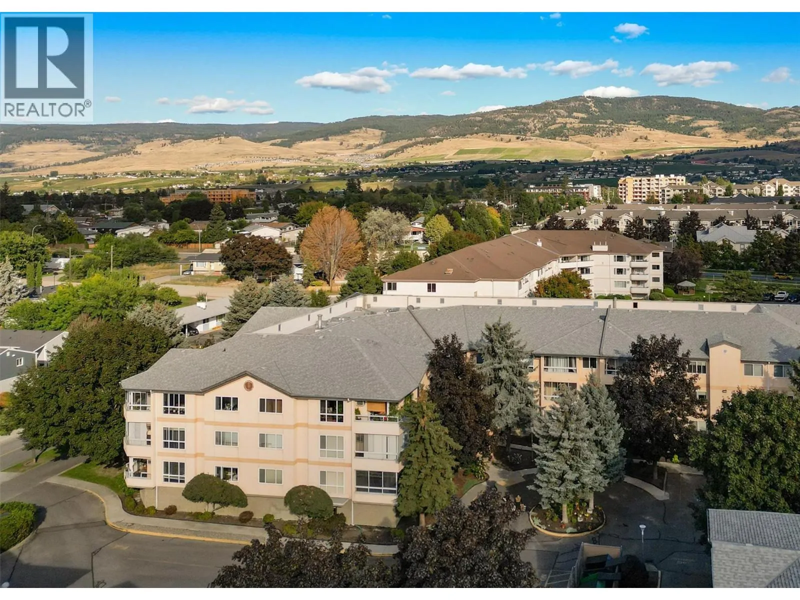 709 Houghton Road Unit# 311